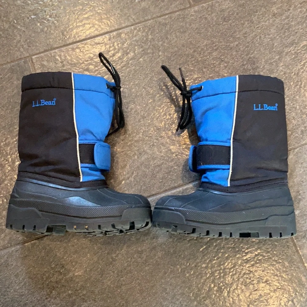 L.L. Bean Kids Blue and Black Rain & Snow Boots